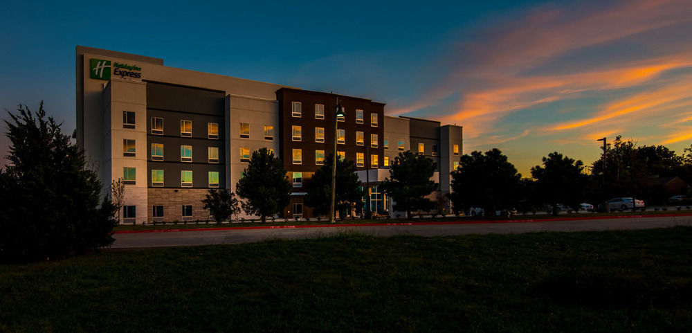 Holiday Inn Express & Suites Garland E - Lake Hubbard I30 By Ihg Exterior foto